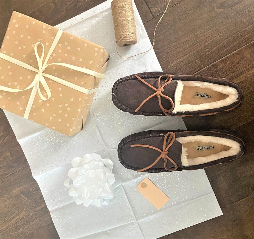 Fireside by Dearfoams Mens Victor Shearling Moccasin with Tie Slipper