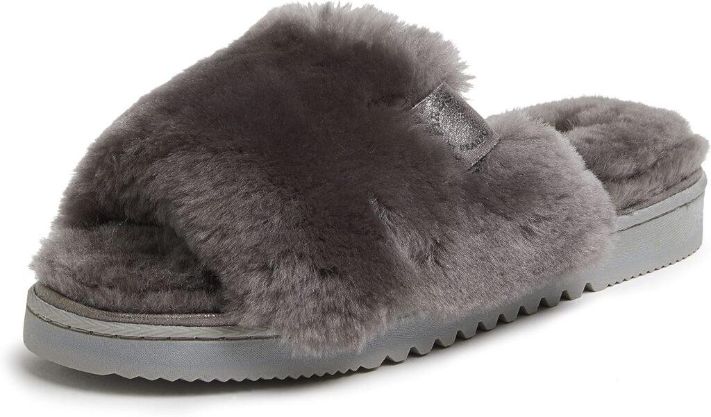 Dearfoams Womens Fireside Cairns Shearling Easy on/Off Slide Sandal Slipper Dearfoams Womens Fireside Cairns Shearling Easy on/Off Slide Sandal Slipper