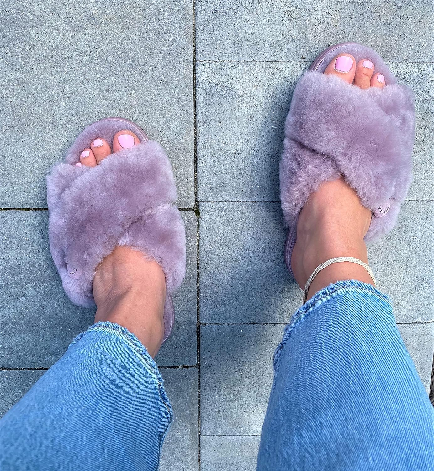 Fireside Newcastle Crossband Slipper Review